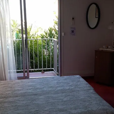 La Voile D' Or Hotel