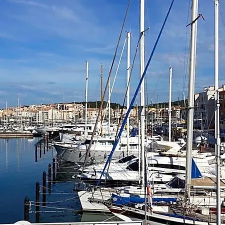 La Voile D' Or Seul Sur Le Port 3* 阿格德