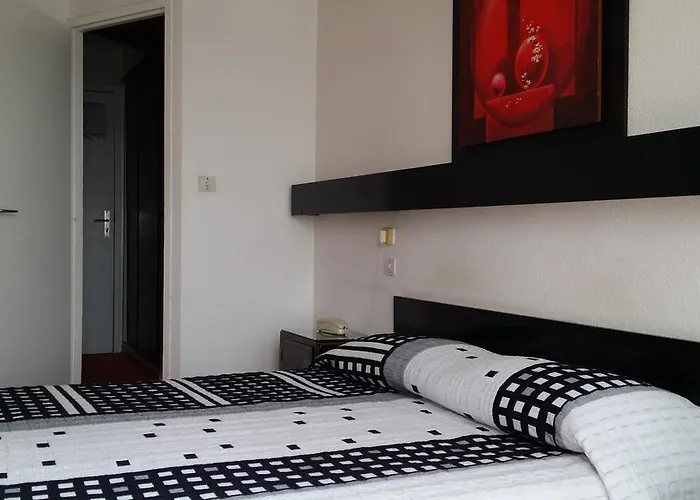 Готель La Voile D' Or